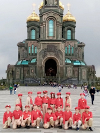 Андрей Макаров организовал для школьников поездку в парк «Патриот»