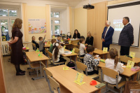 � ����� � 3 ��������������� �������� � �������������� ���������