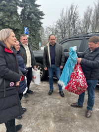 Калужане помогают подшефному Первомайску Калужане помогают подшефному Первомайску