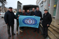 Своих не бросаем! Своих не бросаем!