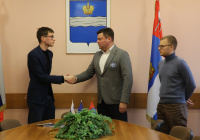 Юрий Моисеев встретился с руководителями молодёжной палаты Юрий Моисеев встретился с руководителями молодёжной палаты